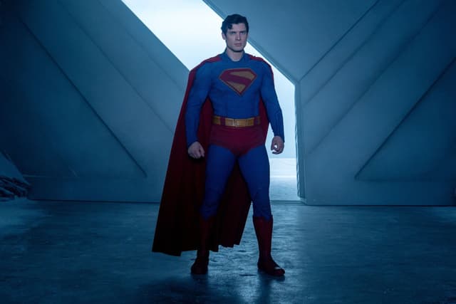 Público americano celebra o sucesso do novo filme do super-herói Superman. Reprodução: Gizmodo