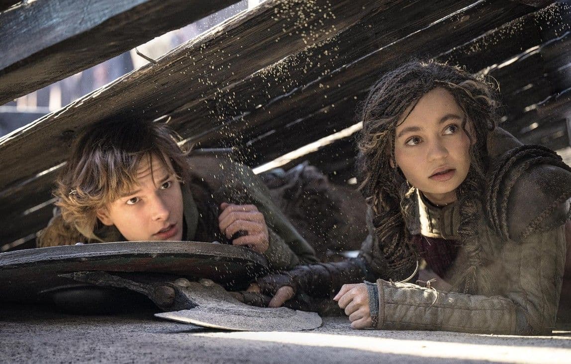 Mason Thames e Nico Parker estrelam o live-action 'Como Treinar o Seu Dragão' com dragões fofos. Reprodução: Globo