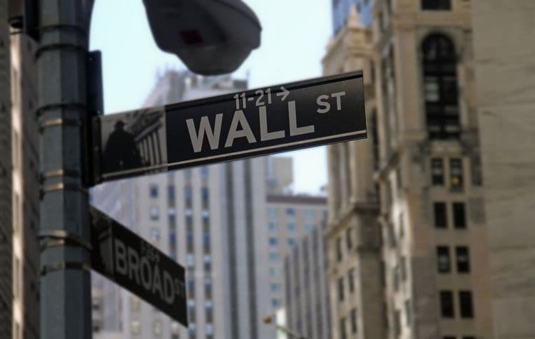 ADRs de empresas brasileiras sobem em feriado na B3