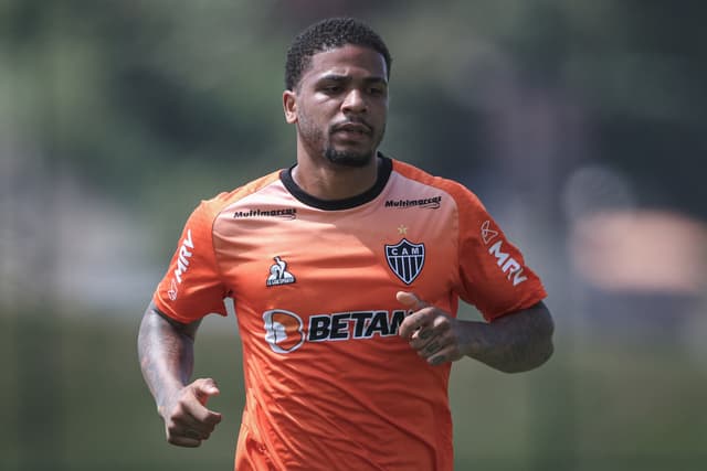 Micael se destaca nos EUA e é alvo do Palmeiras