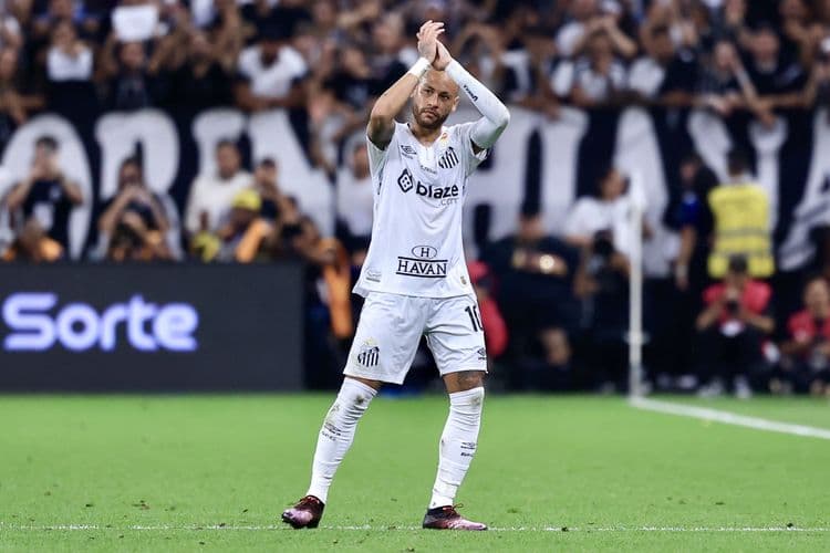 Desempenho de Neymar no Santos e desafios enfrentados