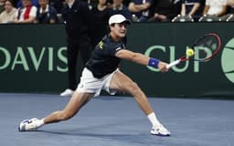 França vence Brasil na Copa Davis com João Fonseca em quadra