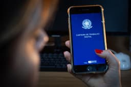 Taxa de desemprego no Brasil chega a 6,5%