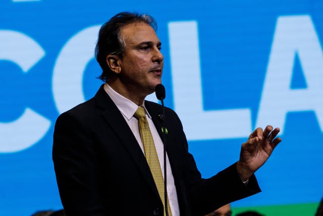 Ministro Camilo Santana defende investimento em educação durante entrevista e critica proposta de cortes no Fundeb. Reprodução: Globo