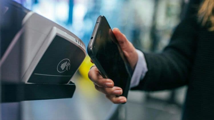 Fintechs utilizam tecnologia para revolucionar o mercado financeiro com soluções personalizadas. Legenda da imagem. Reprodução: Tecnoblog.