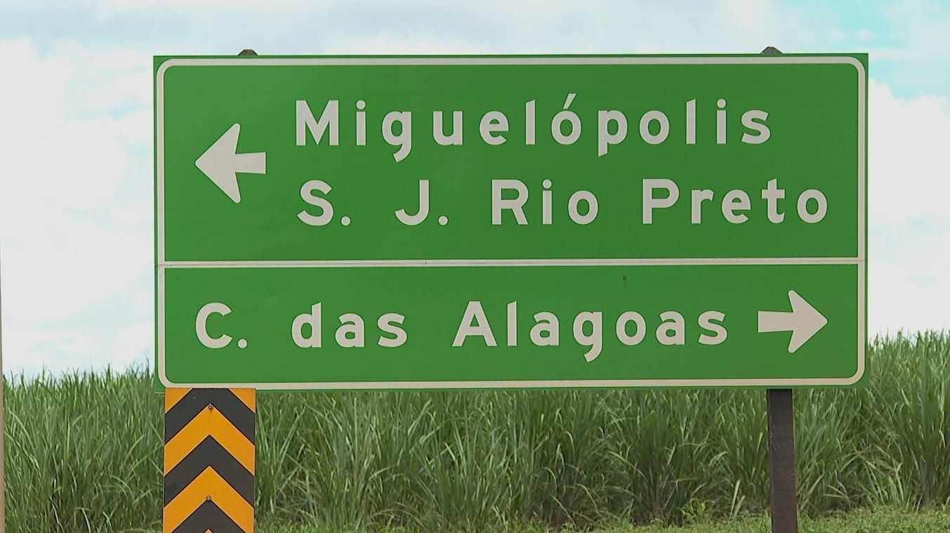 Ponte entre MG e SP interditada força motoristas a rodar 100 km a mais. Reprodução: G1