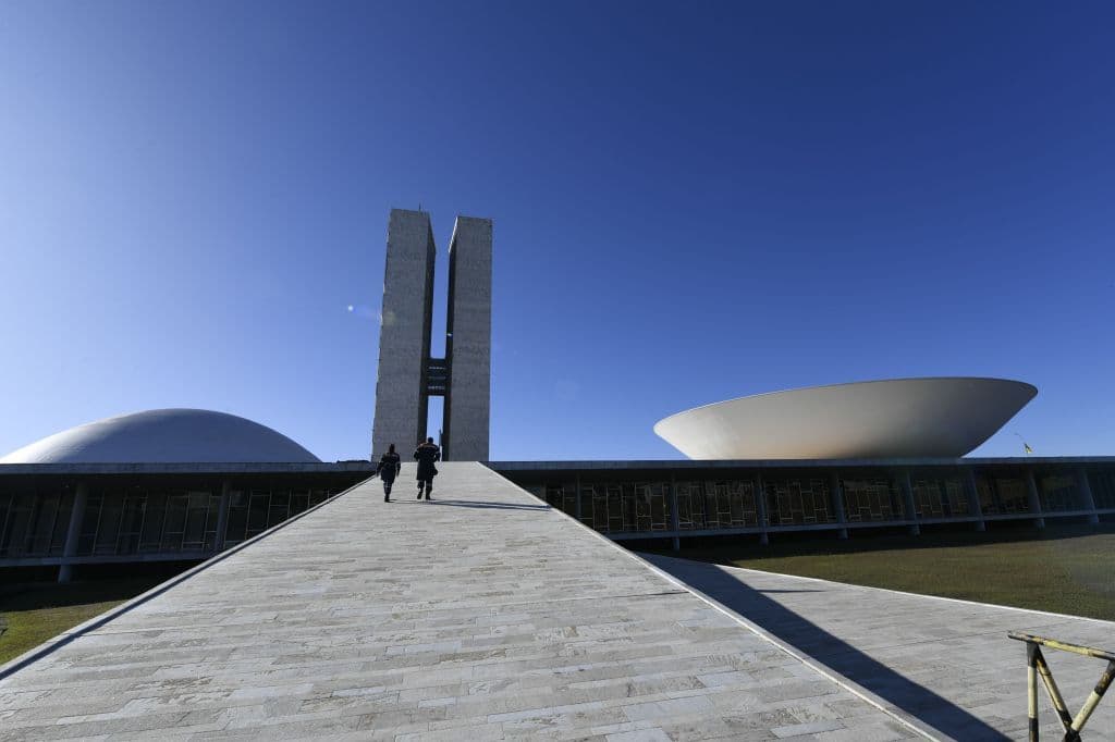 Funções dos presidentes da Câmara e do Senado no Brasil