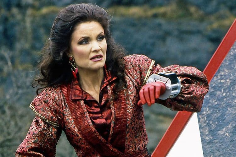 A icônica vilã The Rani retorna em 'Doctor Who', conquistando fãs com seu breve, mas marcante histórico. Reprodução: Gizmodo