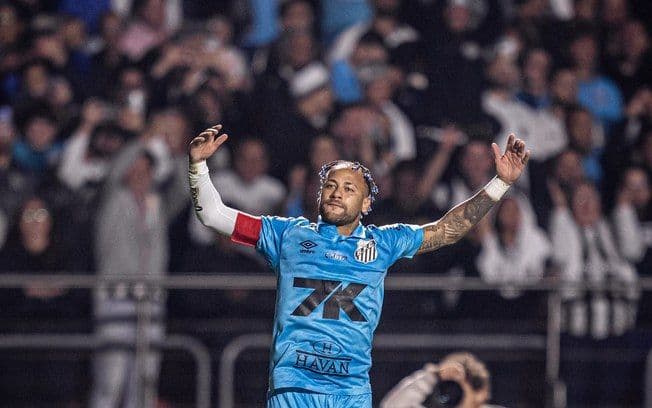 Neymar celebra dois gols na vitória do Santos sobre o Juventude por 3 a 1. Reprodução: Esporte.
