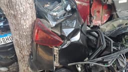 Acidente automobilístico em situação desconhecida. Reprodução: iG.
