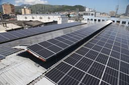 Painéis solares impulsionam geração distribuída, ajudando a evitar apagão. Reprodução: Marcos Madureira