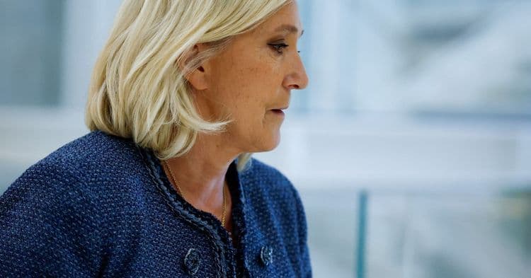 Marine Le Pen Proibida de Concorrer: Impacto Instigante na Política Francesa