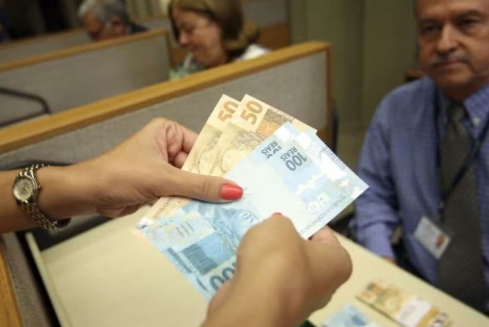 Pagamento do saldo do FGTS começa em março