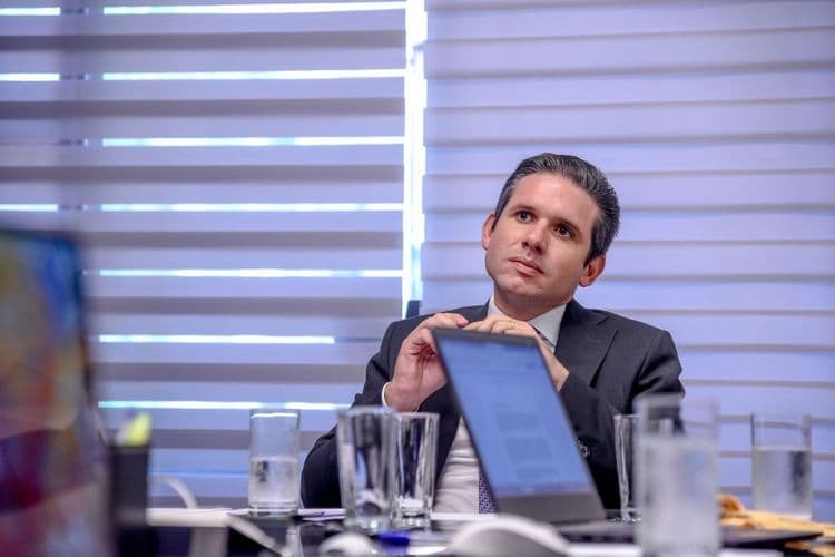 Hugo Motta lidera Câmara com novo enfoque digital