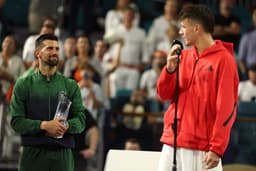 Jakub Mensik Surpreende e Derruba Djokovic no Miami Open