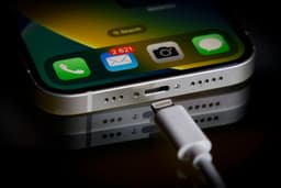 Apple pode lançar iPhone 17 Air sem portas