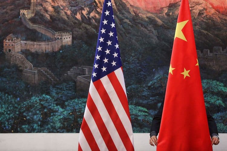 Acordo entre EUA e China impulsiona altas nas Bolsas asiáticas e fortalece o dólar. Legenda da imagem. Reprodução: Globo