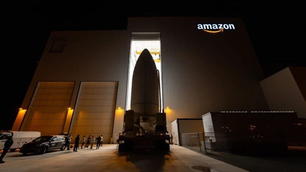 Foguete da ULA lança 27 satélites do Projeto Kuiper da Amazon. Reprodução: Tele Síntese