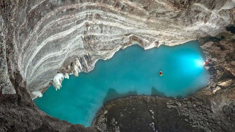 Maior lago termal subterrâneo é descoberto na Albânia