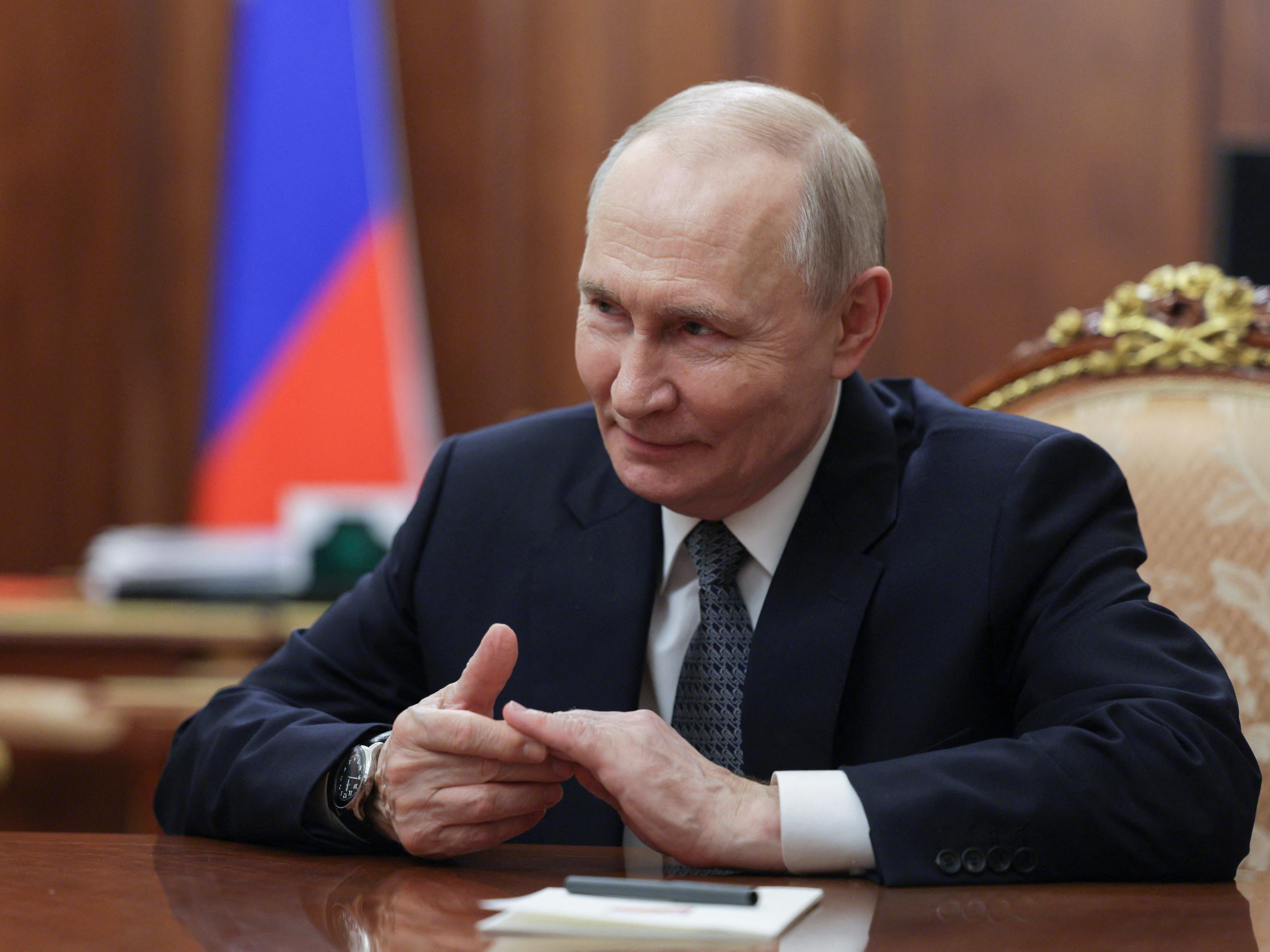 [Petróleo russo supera preços globais, fortalecendo o orçamento do Kremlin]. Reprodução: Businessinsider