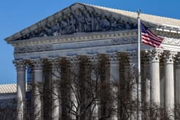 Suprema Corte decide sobre ajuda externa de Trump