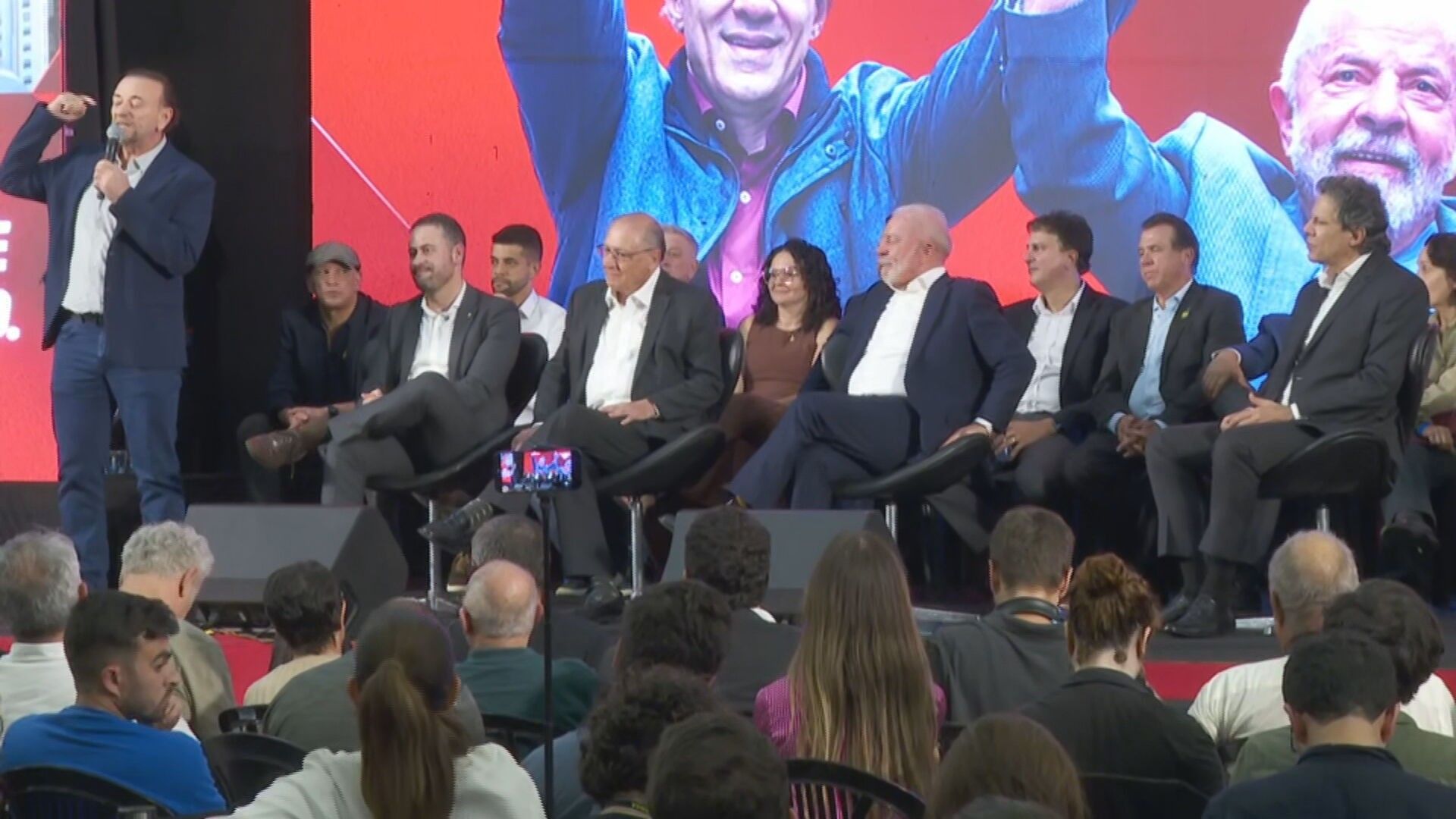 Haddad anuncia pré-candidatura ao governo de SP durante evento. Reprodução: G1