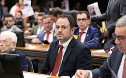 Deputado reduz alimentação e perde 4,6 quilos durante movimento; Legenda da imagem. Reprodução: CNN Brasil
