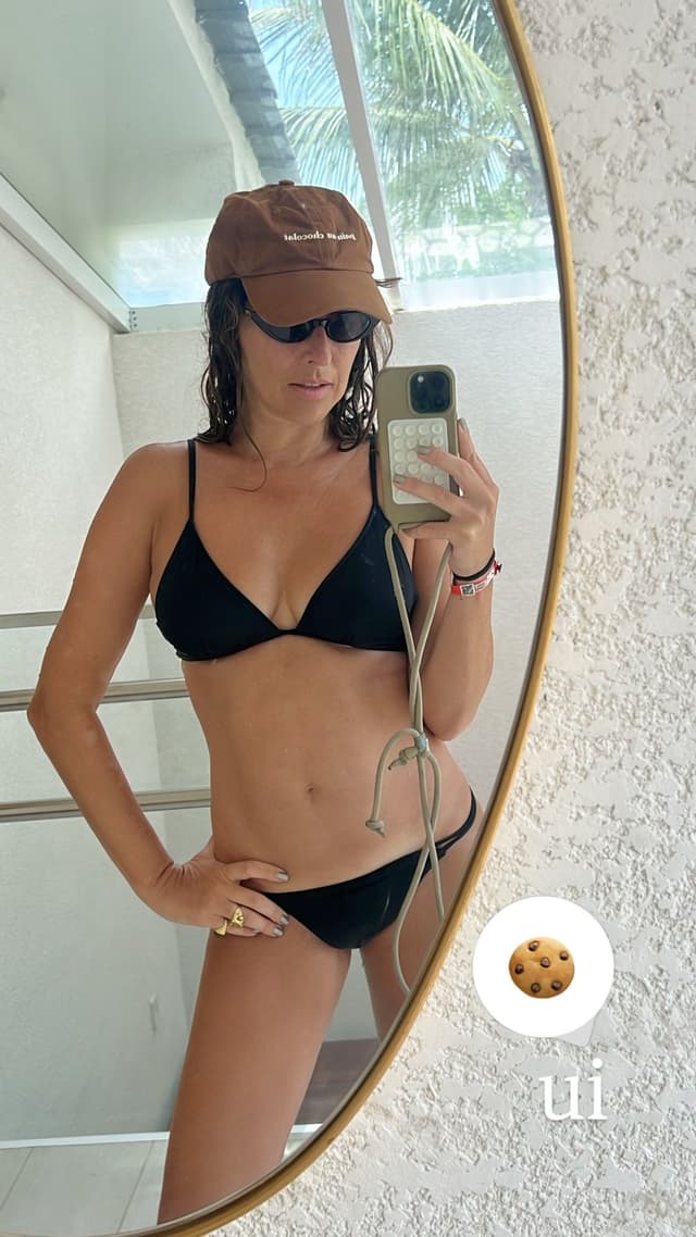 Fernanda Paes Leme desfruta férias em Porto de Galinhas