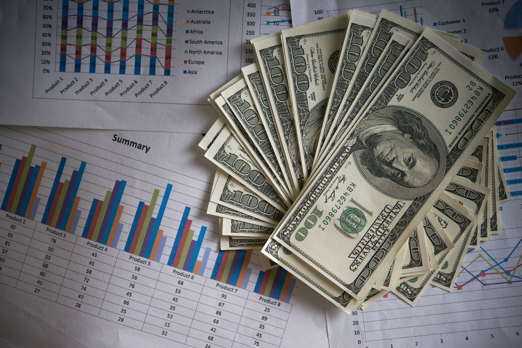 Dólar inicia o dia a R$ 4,94 com foco na ata do Copom e conflito no Oriente Médio. Fonte: G1