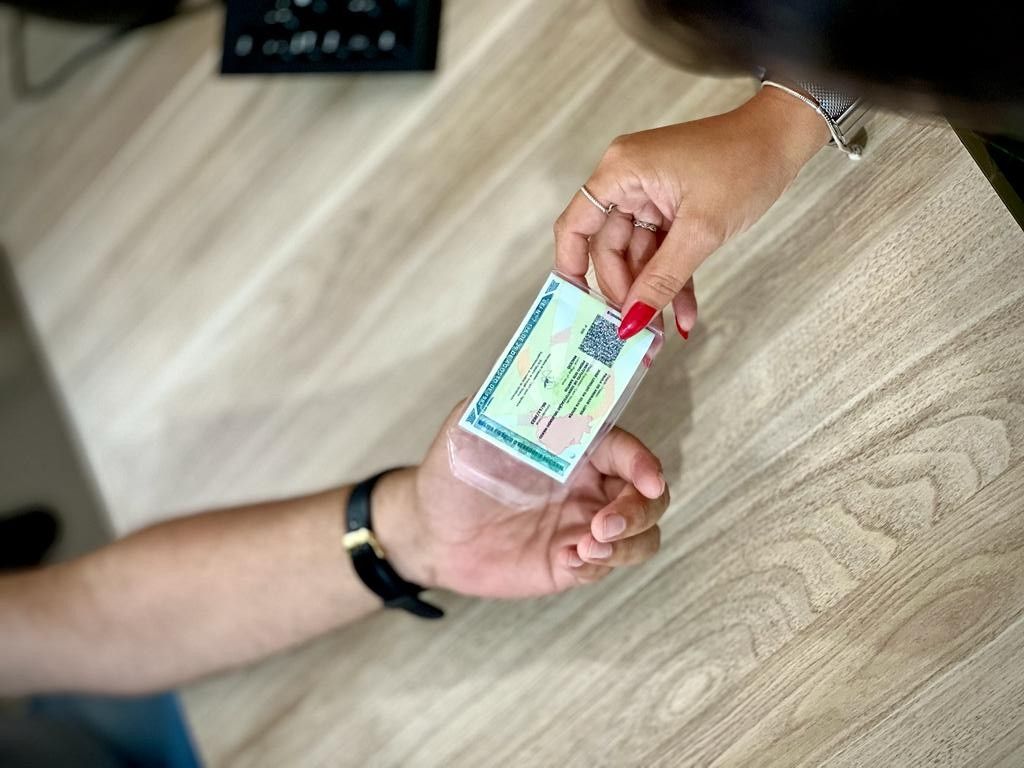 Pessoas trans e não binárias podem retificar nome e gênero em mutirão no DF. Reprodução: G1