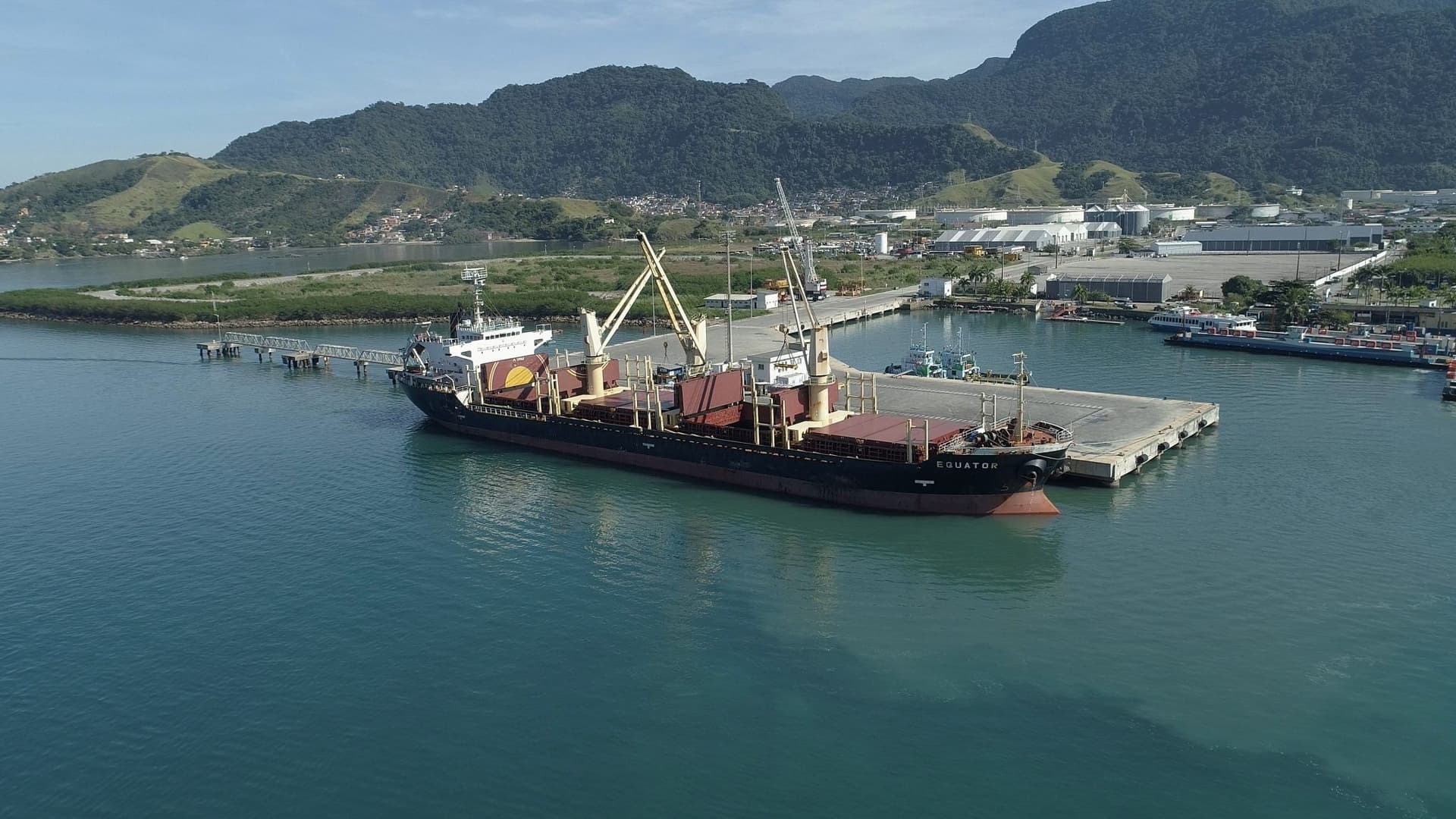 Porto de São Sebastião pode ter primeira base offshore para apoio à extração de petróleo. Reprodução: Globo