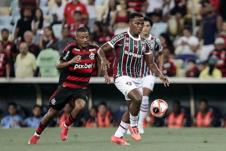 Fla-Flu estabelece recorde de estrangeiros em campo