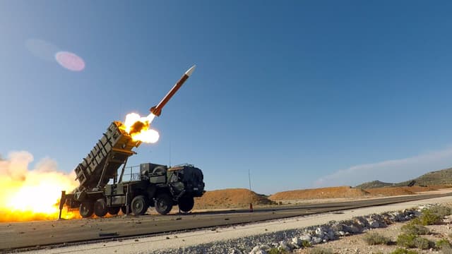 Aumento da produção de mísseis Patriot diante da crescente demanda global.; Reprodução: Business Insider