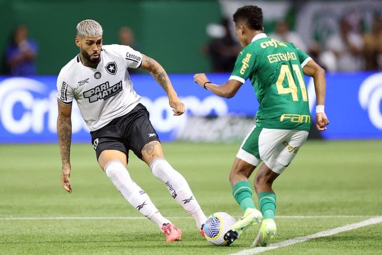 Mudanças nas Estreias do Brasileirão 2025: Palmeiras, Corinthians e São Paulo