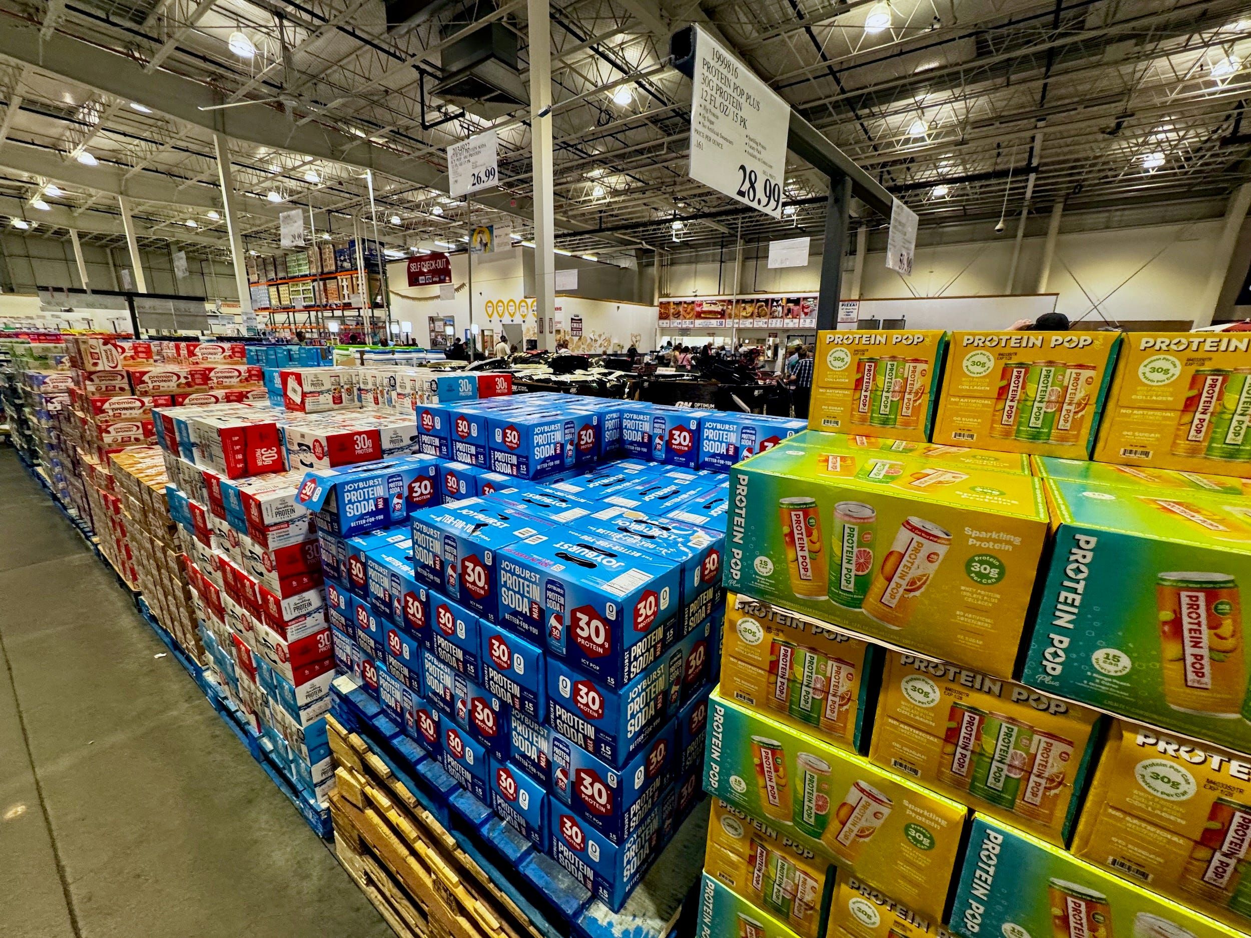 Costco vende grandes quantidades de proteína enquanto escassez de whey se aproxima