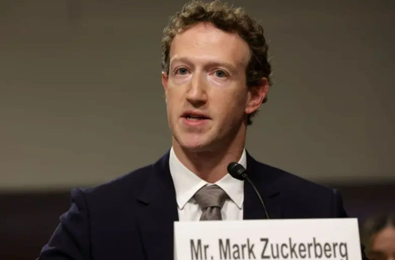 Mark Zuckerberg e Priscilla aparecem ao lado de abrigo subterrâneo no Havaí. Reprodução: Retorno do item 11