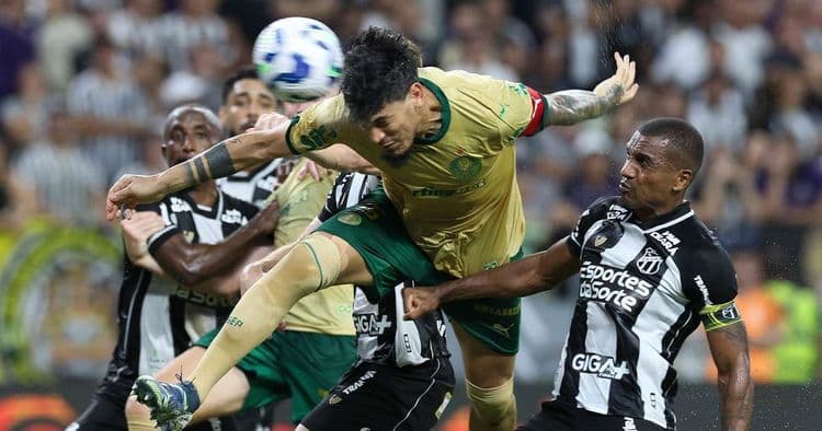 Gustavo Gómez marca o gol da vitória, se tornando o zagueiro com mais gols na história do Palmeiras. Reprodução: Terra