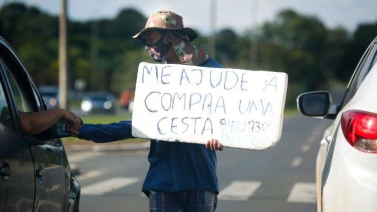 Taxa de Desemprego Atinge 6,5% em Janeiro no Brasil