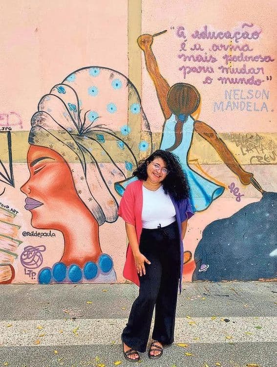 Estudantes brasileiros enfrentam incerteza e medo de deportação nos EUA sob políticas de Trump. Reprodução: Globo