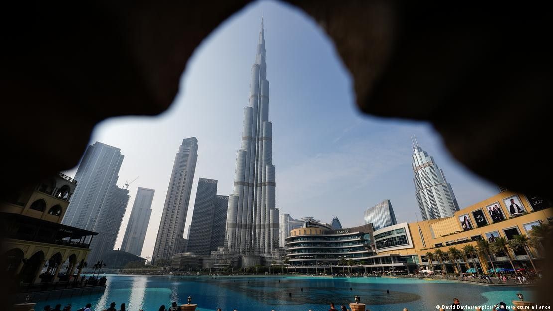 Lojas de luxo em Dubai sofrem com a redução do turismo devido à guerra no Oriente Médio.. Reprodução: G1