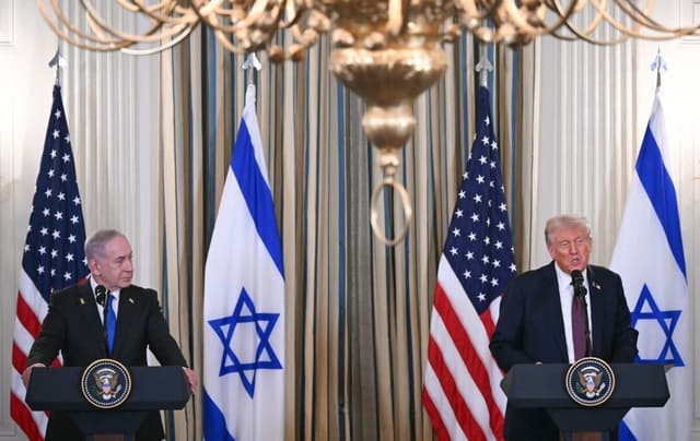 Trump em encontro com Netanyahu, defendendo plano de paz. Legenda da imagem. Reprodução: Retorno do item 11
