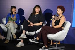 Repórter no Rio cobre o salto de 100 anos da tecnologia em 15 anos.. Reprodução: Oglobo