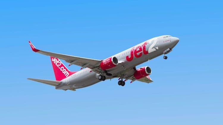 Avião da Jet2 faz pouso de emergência na Espanha