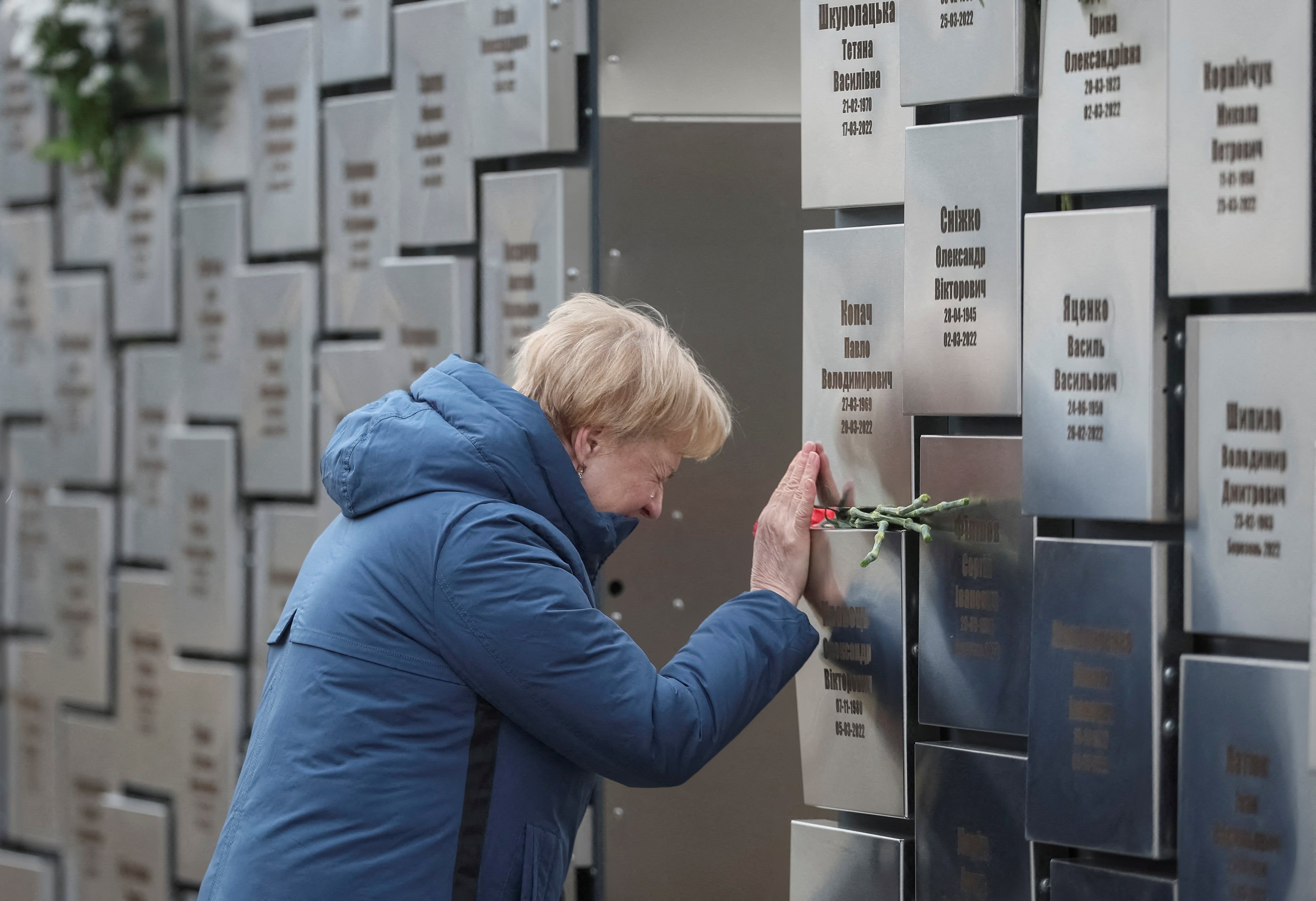 UE coloca nove militares russos na lista negra pelo massacre de Bucha.. Reprodução: Elpais