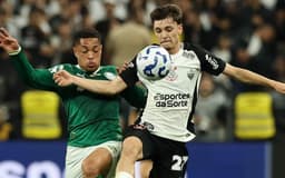 Vitor Roque converte pênalti; Palmeiras abre o placar, Corinthians busca o empate. Reprodução: iG