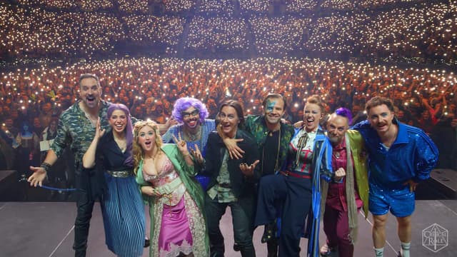 Fãs de Critical Role lotam o Rod Laver Arena em Melbourne para um show ao vivo.; Reprodução: Business Insider