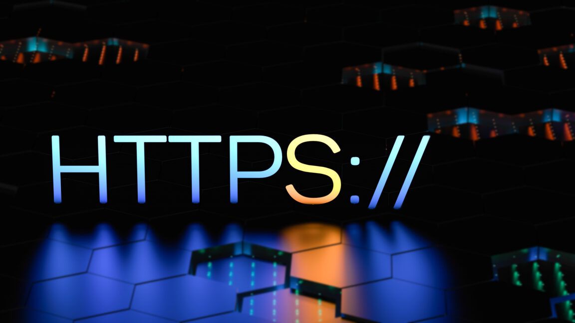 Google revela criptografia quântica que protege HTTPS comprimindo 2,5 kB em 64 bytes. Reprodução: Arstechnica