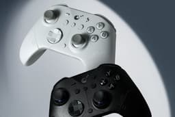 Imagem do novo controladora GuliKit ES E-Sports para Nintendo Switch. Reprodução: Gizmodo