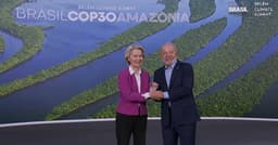 Lula e Ursula von der Leyen discutem coalizão de mercados de carbono na COP30. Legenda da imagem. Reprodução: Retorno do item 11