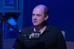 Mike Flanagan discute sua abordagem ao horror clássico de Stephen King em 'The Life of Chuck'. Reprodução: Gizmodo